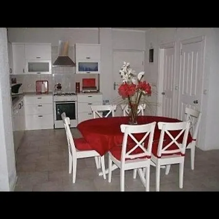 Villa Izmir Alacatida Lueks Kiralik *